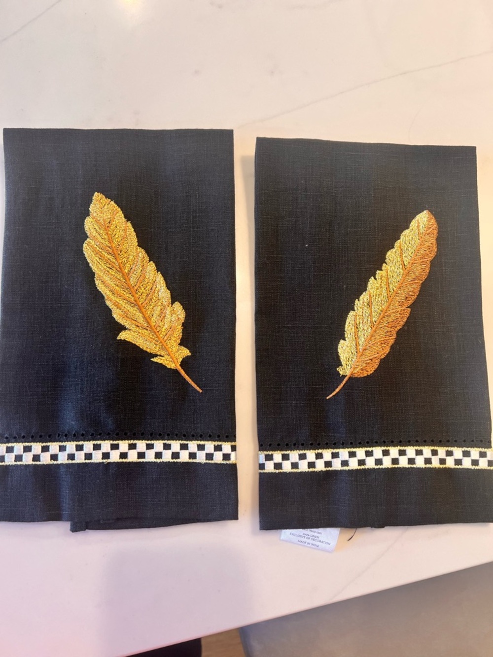 MacKenzie-Childs Black Feather Guest Towels Set of 2  %100 linen NWT